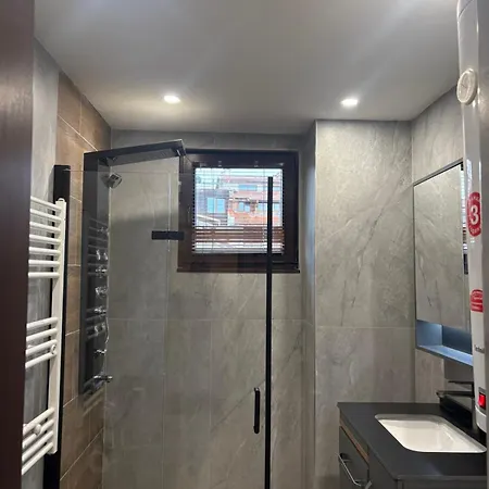 Apartment Ramada 2 Boutique Near Road