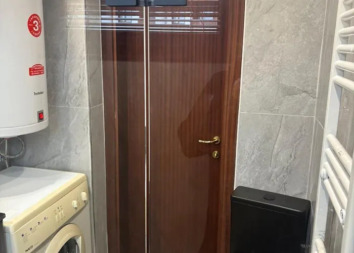 Apartman Ramada 2 Boutique Near Road Banszko