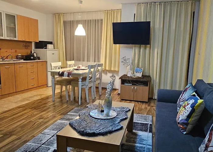 Ramada 2 Boutique Near Road