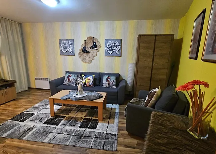 Ramada 2 Boutique Near Road *