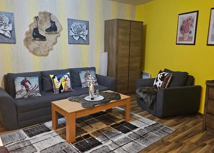 Apartman Ramada 2 Boutique Near Road *