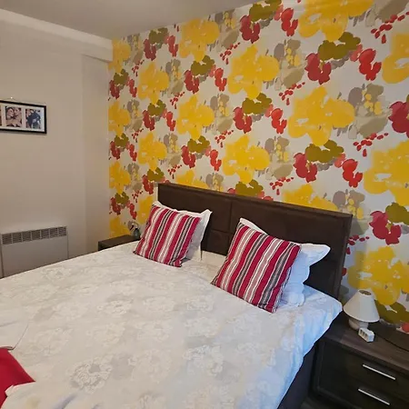 Ramada 2 Boutique Near Road Bansko