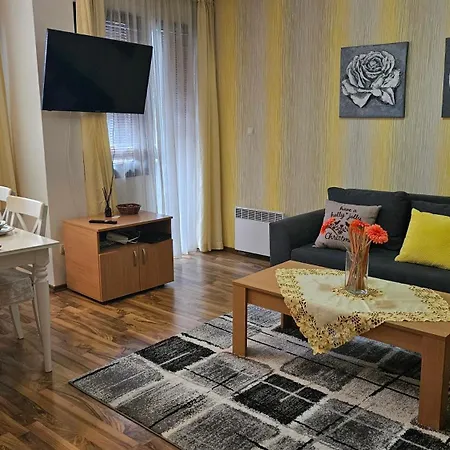 아파트 Ramada 2 Boutique Near Road *