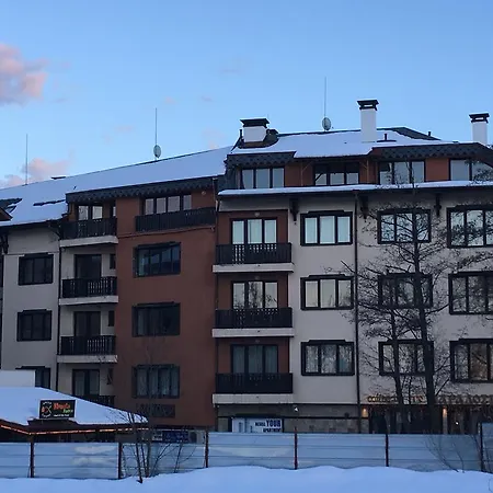 Ramada 2 Boutique Near Road Appartamento Bansko