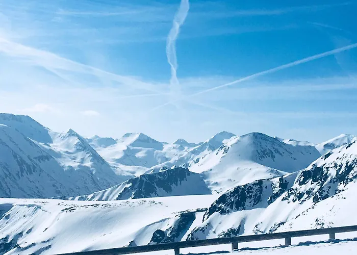 Apartment Ramada 2 Boutique Near Road *