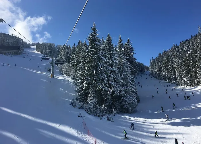 Ramada 2 Boutique Near Road Apartment *